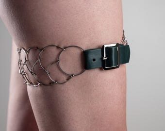 Thigh cilice, catholic penitential belt, metal and green leather, two rows and nickel free