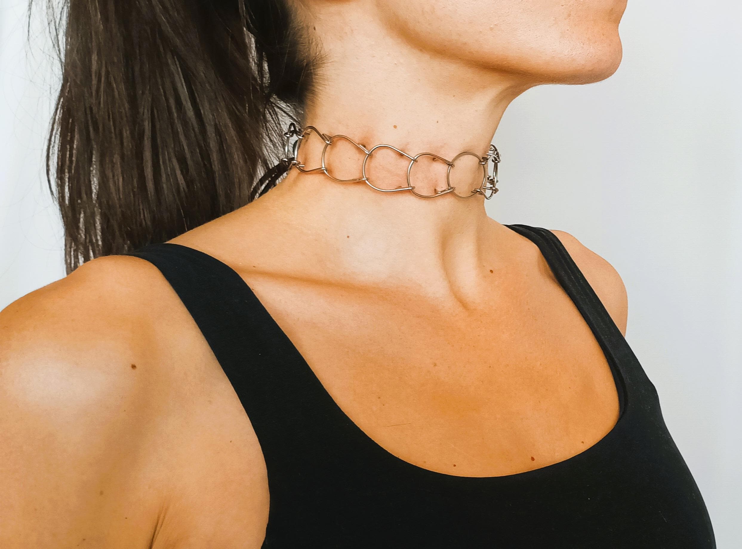 アクセサリー NICKEL FREE TIP PLUMP CHOKER Neck Cilice, Choker and Penitential Collar Made of Steel and
