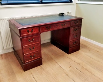 Bureau anglais, bureau anglais classique sur mesure en acajou, merisier, chêne ou bois peint - taille standard ou sur mesure.