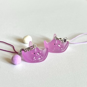 Kawaii Ocean Creature Phone Charm | Y2K Pufferfish Keychain Lilac stringray