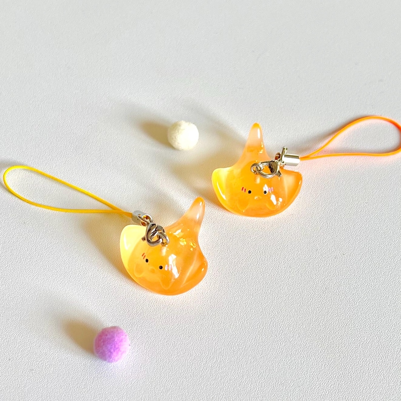 Kawaii Ocean Creature Phone Charm | Y2K Pufferfish Keychain Orange stingray