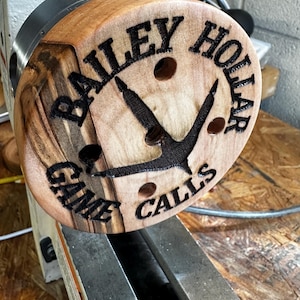 Handdrejade anpassade kalkonlockar