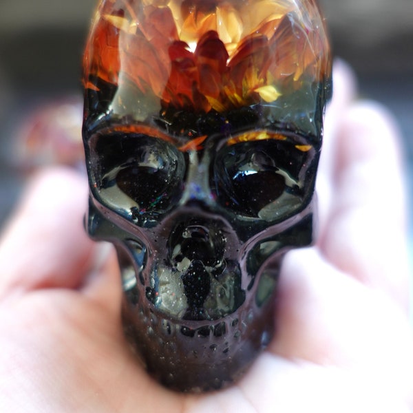 RESIN SKULL ORNAMENT/Personalised skull/custom skull/gothic deco/gift ideas/gift ideas/gifts/resin skulls/skull ornament /birthday gift