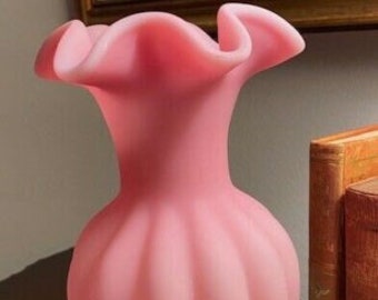 Florero alto opaco satinado rosa Fenton 1960 - 1970 algunas marcas interiores, vintage
