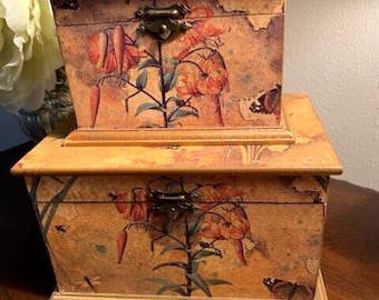 Cajas nido apilables, Decoupage bellamente combinado, madera dura, cierre de metal