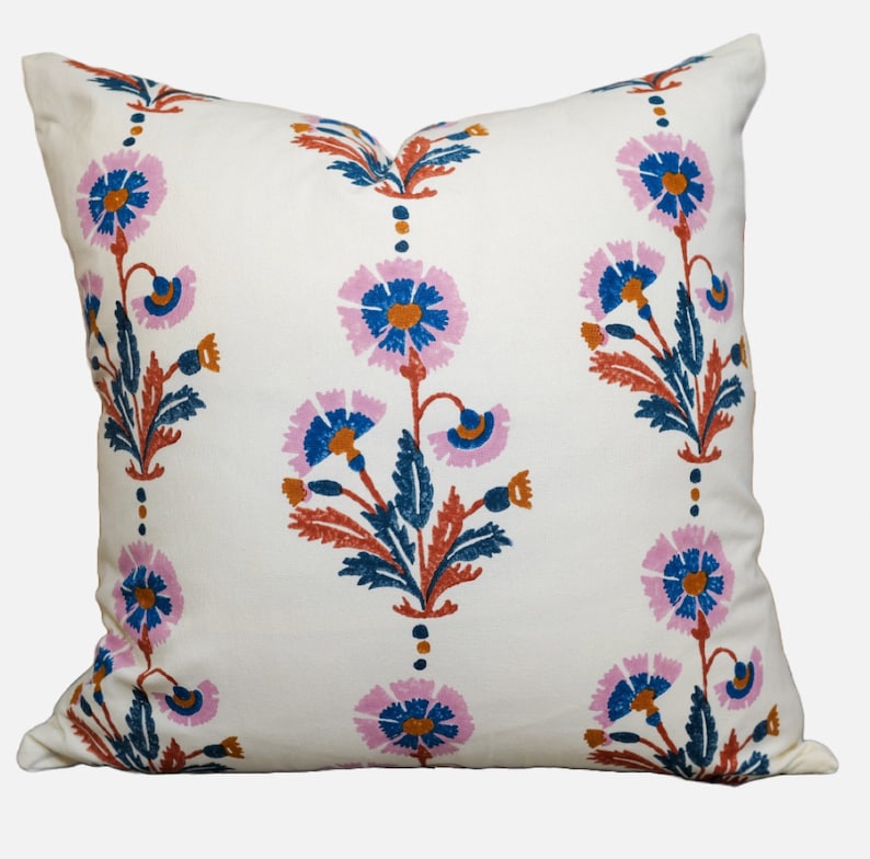 Schumacher Molly Mahon Dianthus Pillow Cover - Thumbnail 2