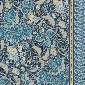Décors Barbares Dans Forette pillow cover high end