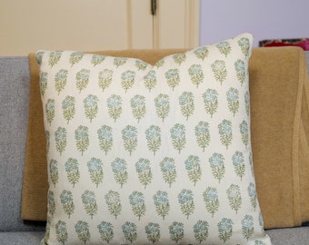 Namay Samay Alya Chota fabric Pillow cover