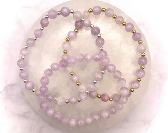 Genuine Kunzite Lilac (Grade AA) bracelet - 6mm round bead - Plain or Sparkle design