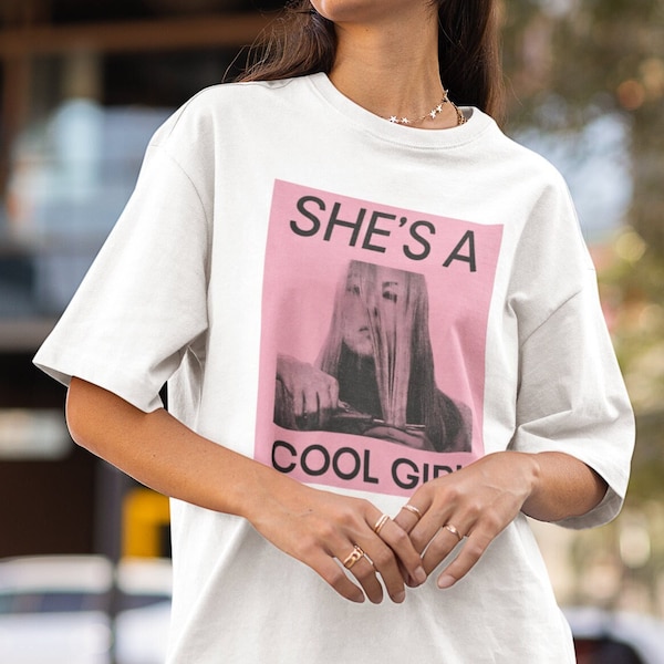 Gone girl - Amy Dunne Aesthetic Poster tshirt, Gone Girl Movie