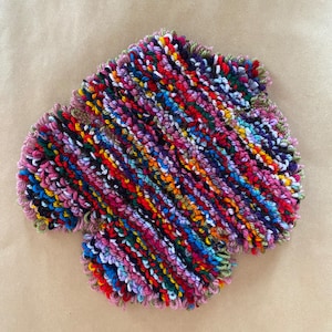 Small Multicoloured Flower | Tufted Wall Hanging