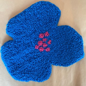 Blue Flower | Tufted Wall Hanging