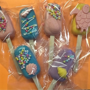 Custom Cakesicles- Made to Order!