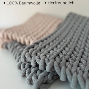 Crochet windowsill mat / windowsill bed / handmade / cats / cotton / cat bed / cat cushion / windowsill