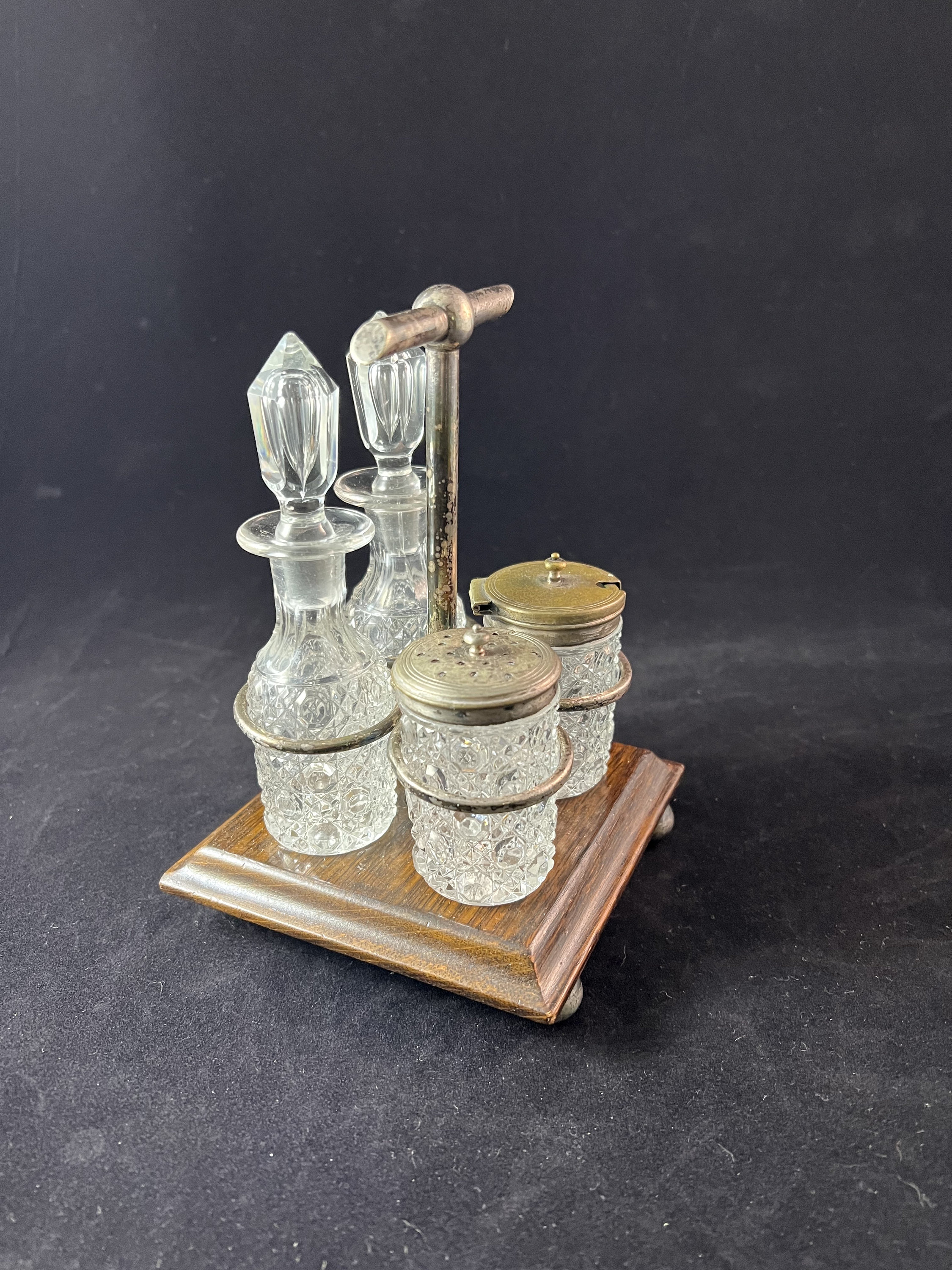 Baccarat Stand - Etsy