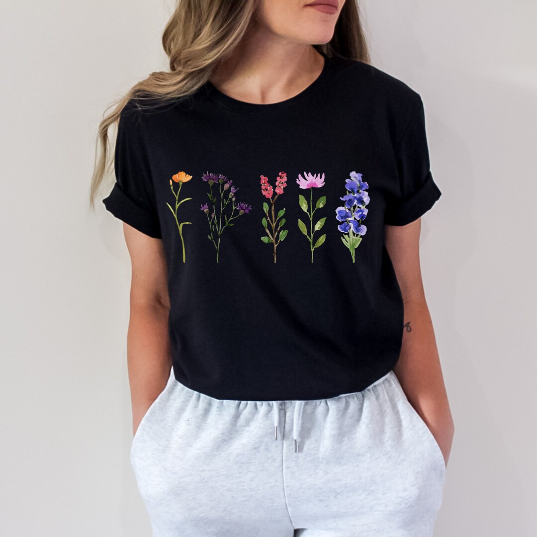 Tee With Flowers, Floral T-shirt, Gift for Her, Flower Shirt Tee With Flowers, Floral T-shirt, Gift for Her, Flower Shirt