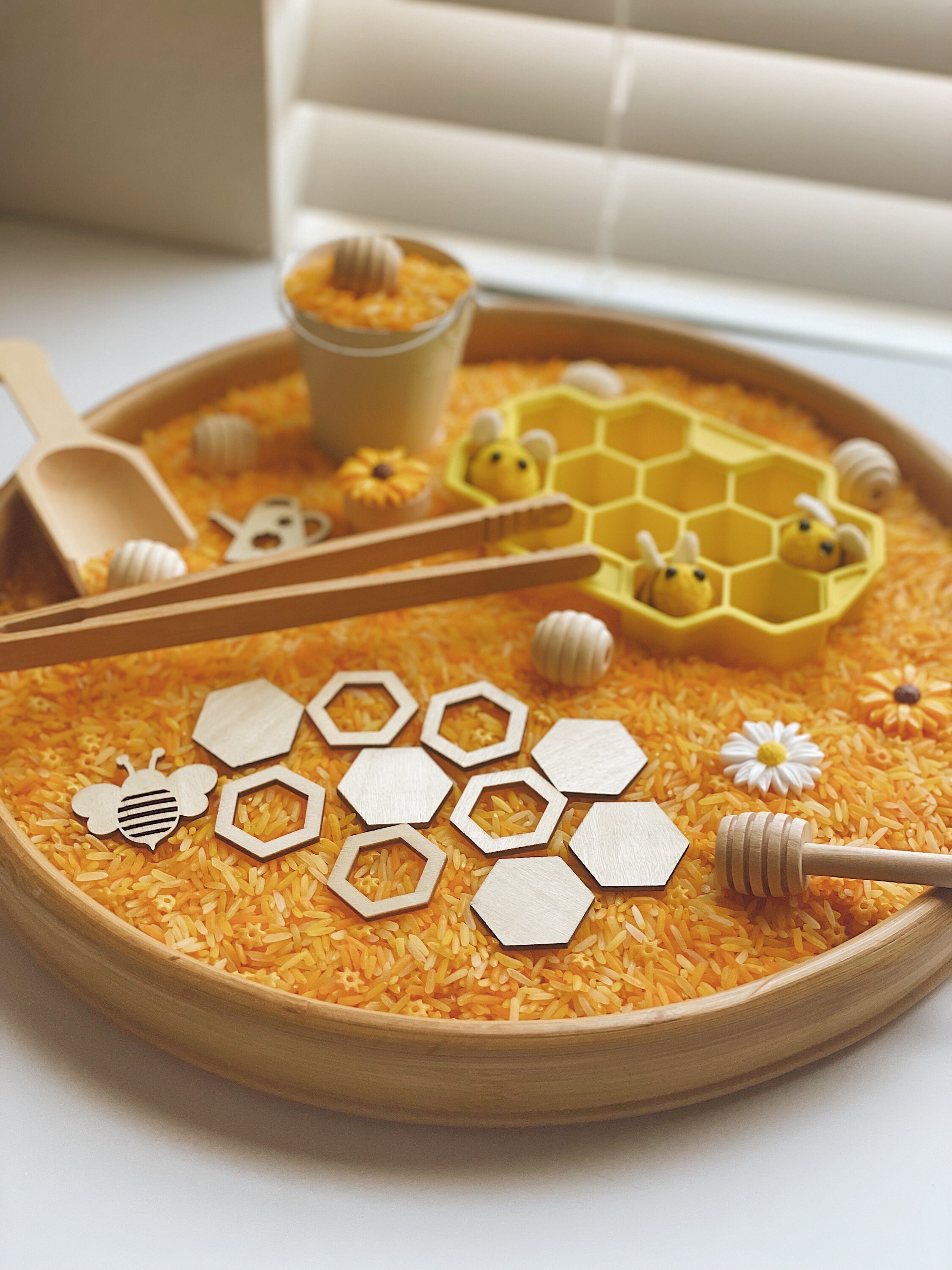 Bee And Rice 4 Cups Bees Sensory Play Kit Yellow Colored Rice Mix Honey Scent - Etsy
