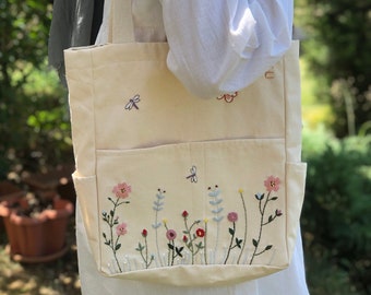 Flower Garden Embroidered Tote Bag, Floral Design Shoulder Bag, Hand Embroidered Tote Bag, Cute Market Bag, Wildflowers Embroidered Tote Bag