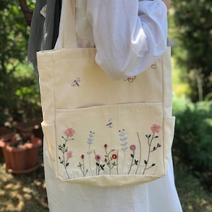 Blumengarten bestickte Tragetasche, Blumenmuster-Umhängetasche, handbestickte Tragetasche, süße Markttasche, Wildblumen bestickte Tragetasche