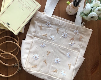 White Daisy Embroider Shoulder Bag, Vintage Gift For Her,Simple School Bag,Minimalist Tote,Eco Friendly Grocery Bag,Zipper and Pocket Bag