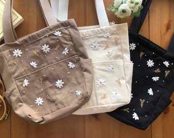 Daisy Embroidery Tote Bag, Summer Shoulder Bag, Handmade Gift, Eco-Friendly Shopping Bag, Custom Made,Minimalist Bag,Hand Embroidered