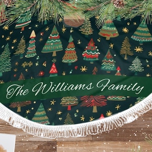 Custom Christmas Tree Skirt with Tassel Edges,Custom Family Name,holiday home decor,Tree collar,Christmas tree skirt,Custom xmas tree skirt