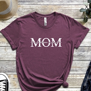 I Love You Mom Shirt, Mothers Day Gift, Love Mom T-Shirt, Mom Gift, Best Mom TShirt, Favorite Mom Shirs, Gift for New Mom, Aesthetic Mom Tee