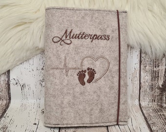 Mutterpasshülle aus Filz mit Babyfüße - Mutterpass - Umschlag Mutterpass