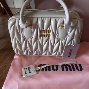 Miu Miu Arcadie Tasche