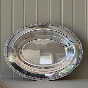 Vintage Silver Plated Oval Serving Tray with Raised Floral Rim – Classic Hostess or Display Tray for Cottage & Traditional Styling