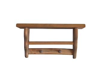Estantería de pared de madera vintage con ganchos / Estantería rústica hecha a mano para la entrada de una casa de campo