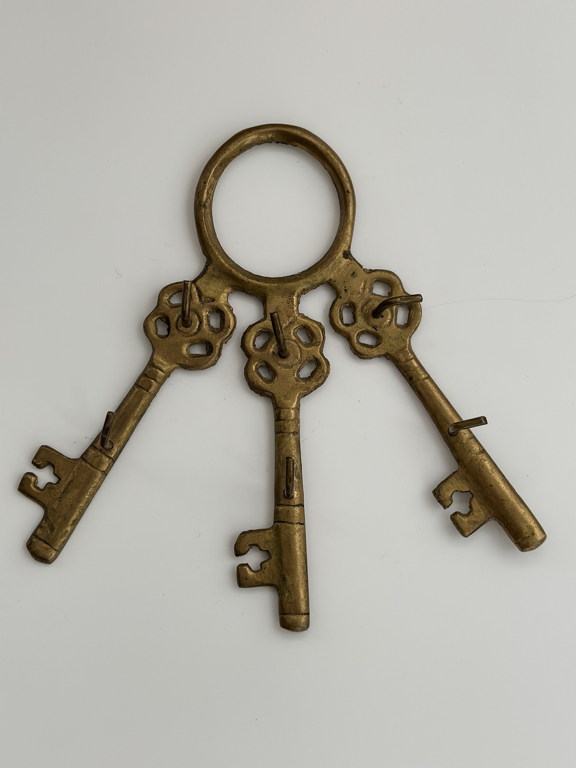 Antique Brass Key Hook, Vintage Brass Keys, Brass Key Holder Wall