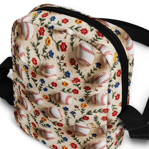 Gebrauchs-Baseball-Crossbody-Tasche mit verstellbarem Riemen Stilvolle Tasche für Baseball-Mütter Praktische Ganzjahrestasche mit gesticktem Baseball-Design