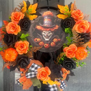 orange Halloween door wreath// Halloween decoration