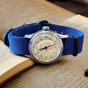 Rare 1940s E. Gübelin Lucerne 17j Swiss Manual Wind Watch, Runs Great
