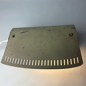 Vintage MCM Metal Wall Lamp: Adjustable Bedside Reading Light