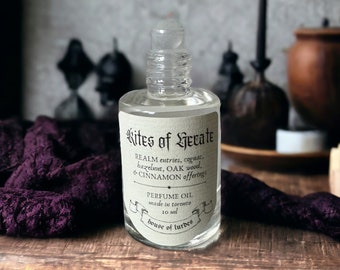 rites of hecate — perfume oil // rituals, devotional oil, victorian gothic, dark academia, macabre, witch aesthetic, spooky gifts ideas