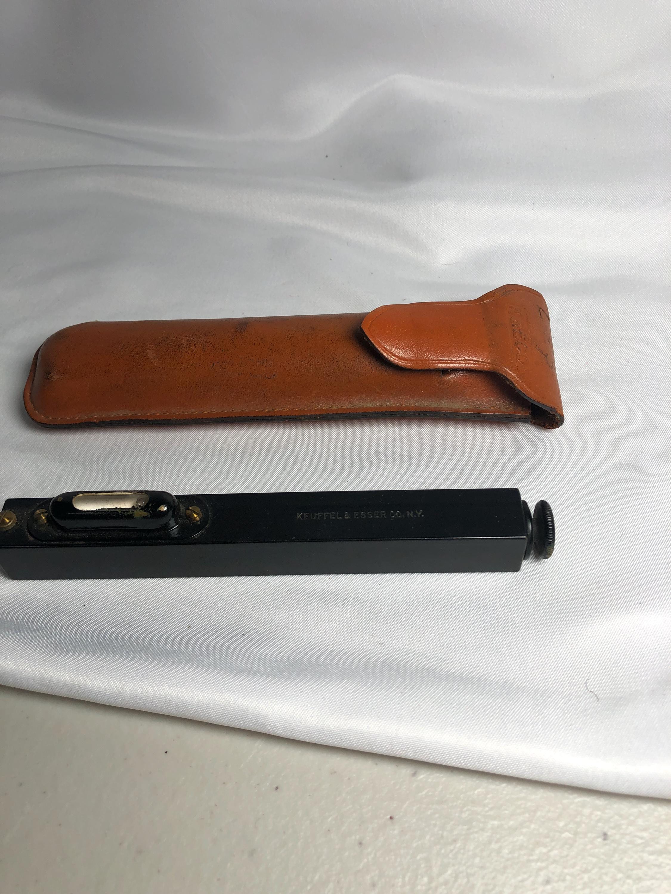 Vintage Keuffel & Esser Co New York 5 inch pocket Level with leather Case, surveying, construction