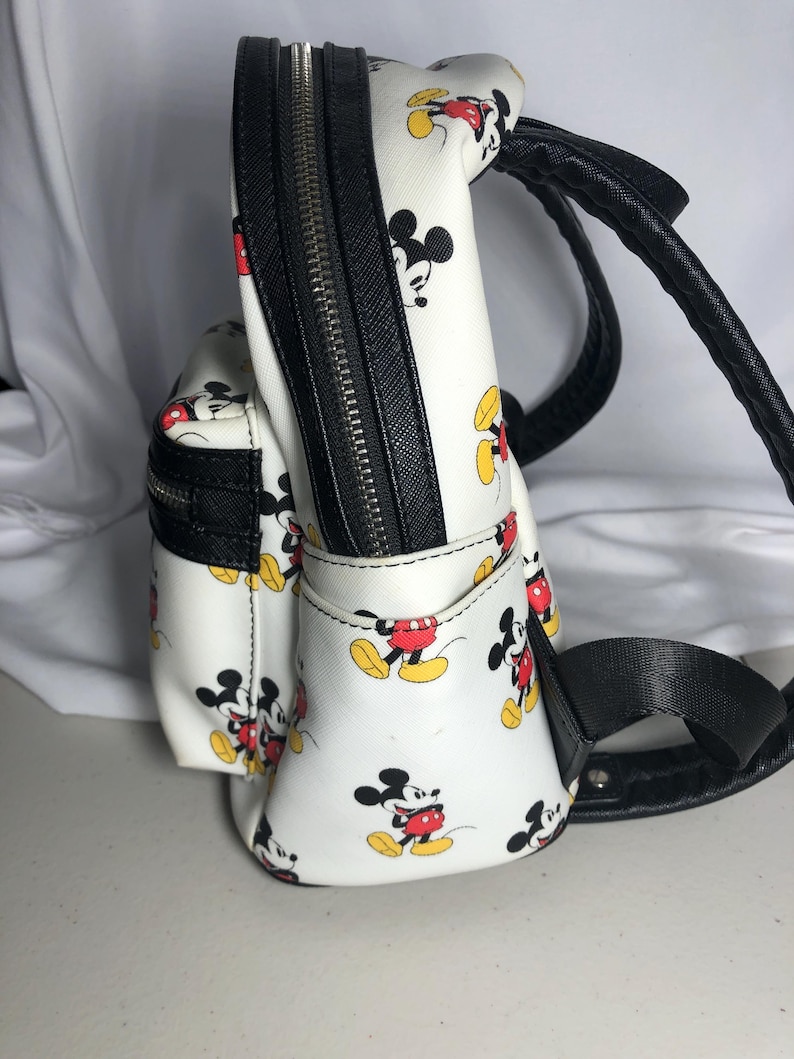 Loungefly Disney Mini Back Pack Mickey Mouse Bild 4