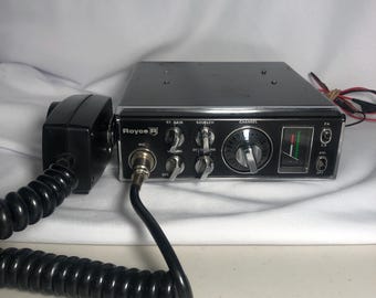 Untested Vintage 1970's Royce 23 Chanel CB Radio, 602-A, with microphone (missing nameplate)