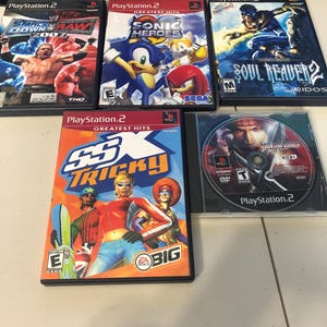 Lot of  5 PS2 Play Station 2 Games: Soul Reaver 2, Smack Down vs Raw 2007, Sonic Heroes, SS Tricky, Samurai Warriors, READ
