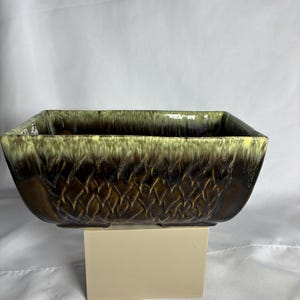 Vintage MCM  USA Pottery #76 Emerald Green Rectangle Leaf Design Planter / Trinket Holder, 7"