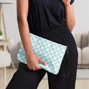 Light Blue Geometric Crossbody Bag Small Everyday Purse with Strap Casual Wristlet Bag for Women Lightweight Travel Shoulder Bag