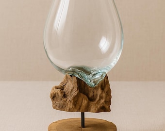 Vaso In Vetro Su Radice Di Teak A20 | Decorazione Artigianale In Vetro Riciclato E Legno | Altezza 27 Cm, Diametro Vetro 20 Cm | Pezzo Unico Per Casa - 5