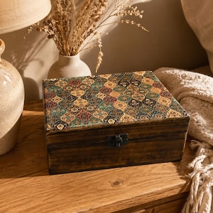 Große Erinnerungsbox mit Deckel aus Holz | 20 cm Boho Mosaik Schmuckaufbewahrung