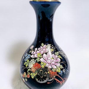 Kutani- Made in Japan- 4.5 Inch Cobalt Blue Bud Vase