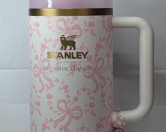 Pulseras apilables Coquette Bow Chantilly Love Shack Fancy Boot Topper Accesorios Stanley Pulseras rosas Se adaptan a la taza Stanley de 40 oz