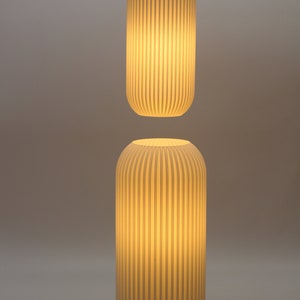 Desde 49,00 euros: Lámpara CALLUNA 2en1/blanco/base color/impresión 3D/lámpara de techo/lámpara colgante/lámpara de pie/lámpara de noche/lámpara de noche/lámpara de escritorio imagen 4