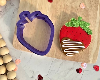 Erdbeere Ausstechform / Tonausstecher / Fondant Ausstecher