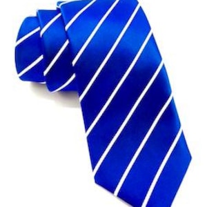 Scott Allan&#39;s Classic Stripe Men&#39;s Blue Tie